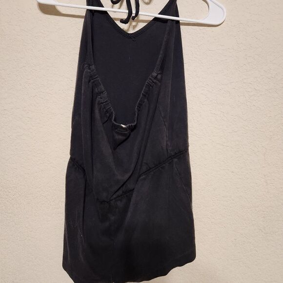 Medium black romper teens? - Picture 5 of 10